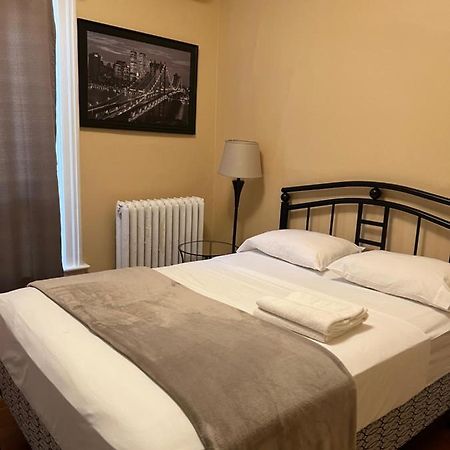 Adas Guesthouse Toronto Eksteriør billede